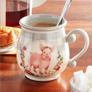 Sale The Pioneer Woman novelty 16 ounce Pig Mug 💕Free Gift with Purchase